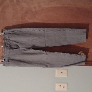 Old Navy Plaid 8 Regular Capris